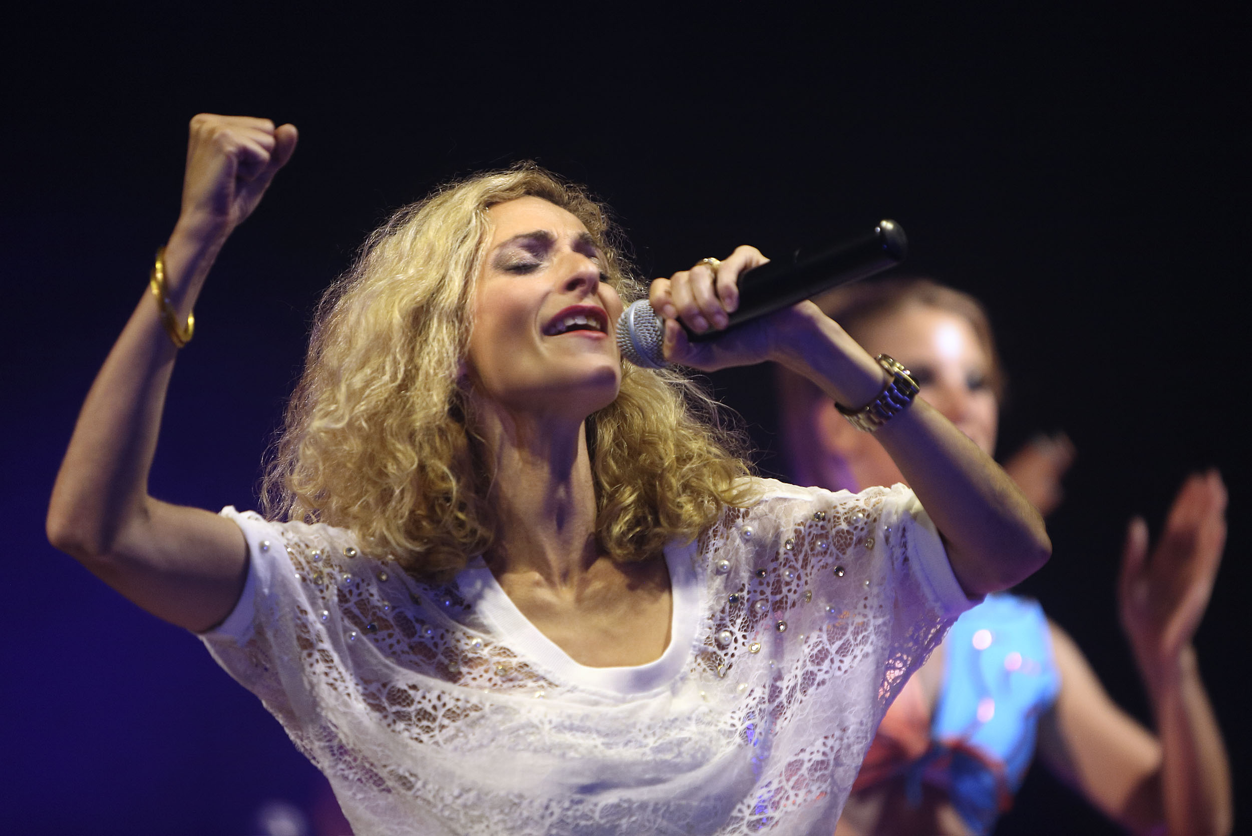 Lizzy-Da-Vinci-chanteuse-Avignon